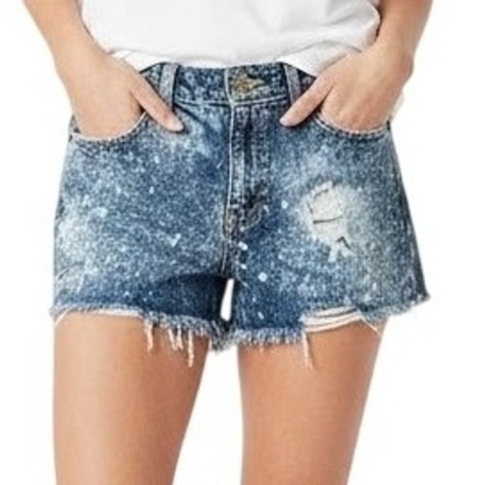 Levi's Jean Shorts 12 Medium 505 Straight Leg Denim Acid‎ Wash Distressed Fringe